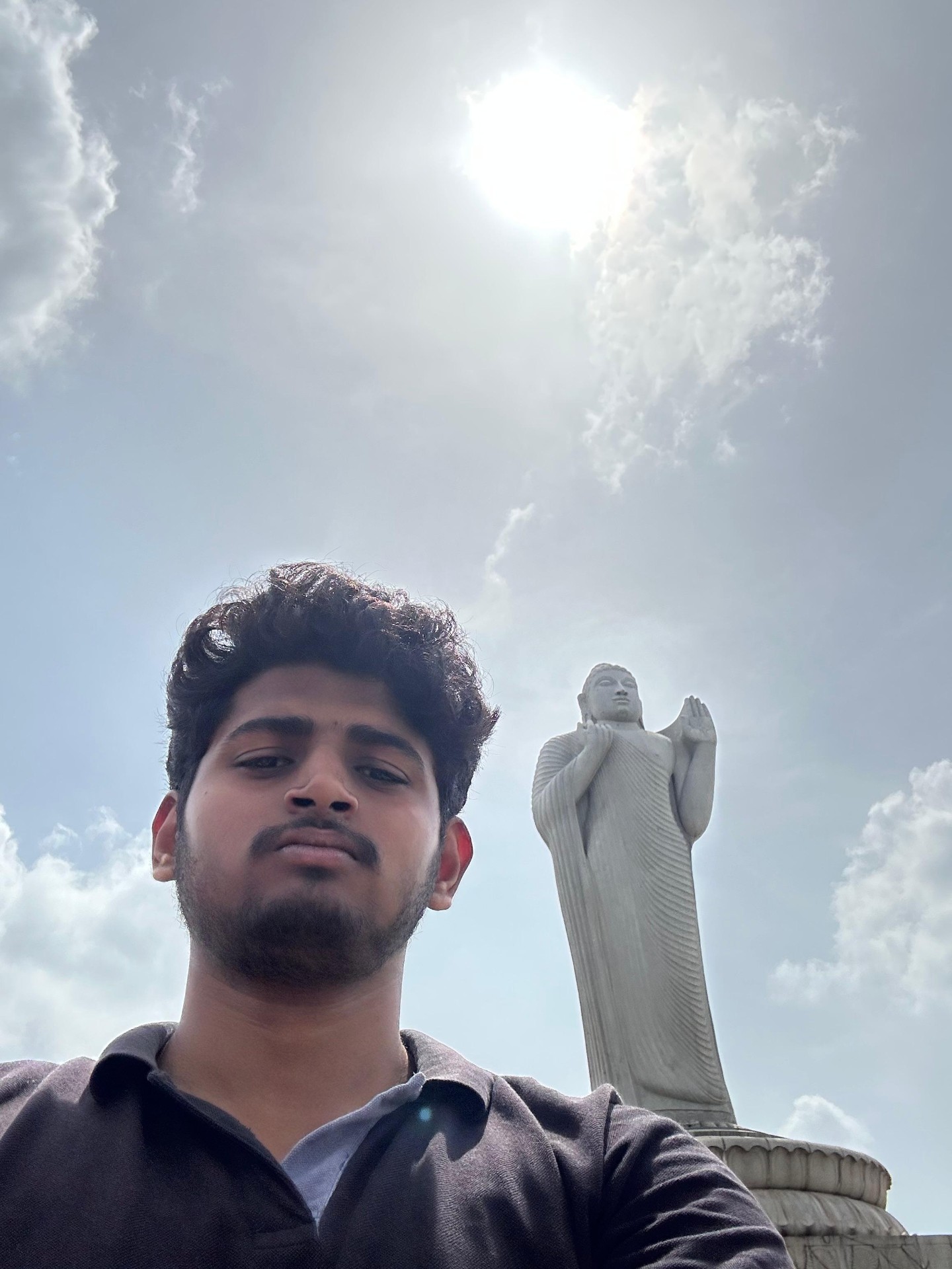 BUDDHA KE SAAMNE ATTITUDE